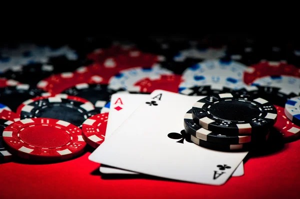 Sic Bo dice combinations and payout table