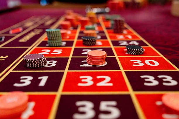 Multilingual dealer on lensa4d live Sic Bo Dadu table